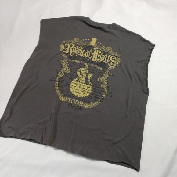 Men's Large Cutoff 2008 Rascal Flatts Tour T-shirt Fair Condition, Light Fading - Picture 8 of 8